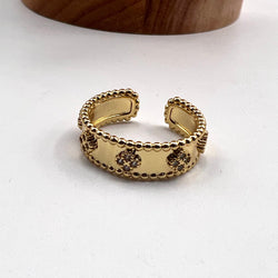 Gold Clover set Bracelet ring