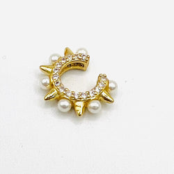 Spikes and Pearls Earcuff